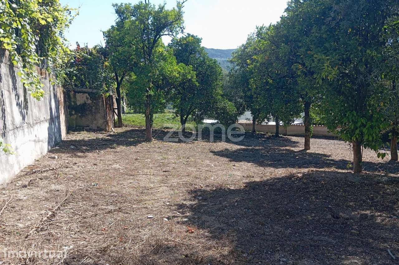 Terreno Urbano de 1.024 m² — Geraz do Minho, Póvoa de Lanhoso - Grande imagem: 5/11