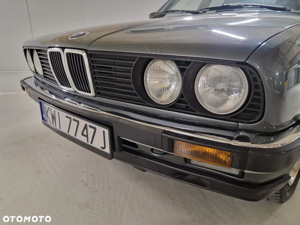 BMW Seria 3 - 14