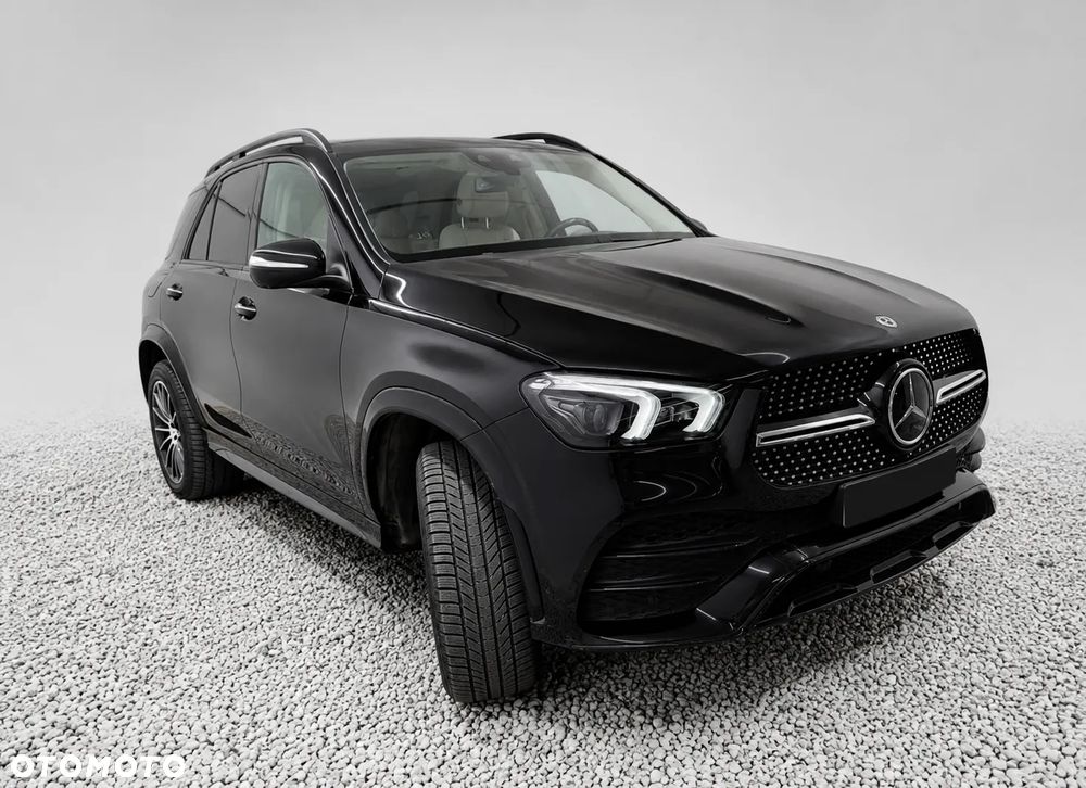 Mercedes-Benz GLE 300 d 4Matic 9G-TRONIC AMG Line - 2