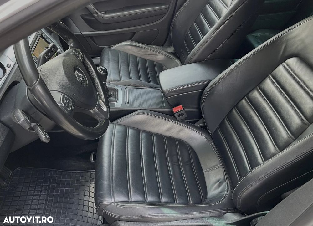 Volkswagen Passat CC 2.0 TDI BMT - 11