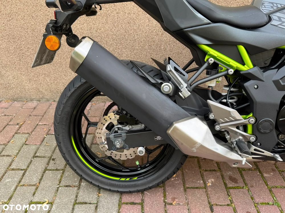 Kawasaki Z - 29