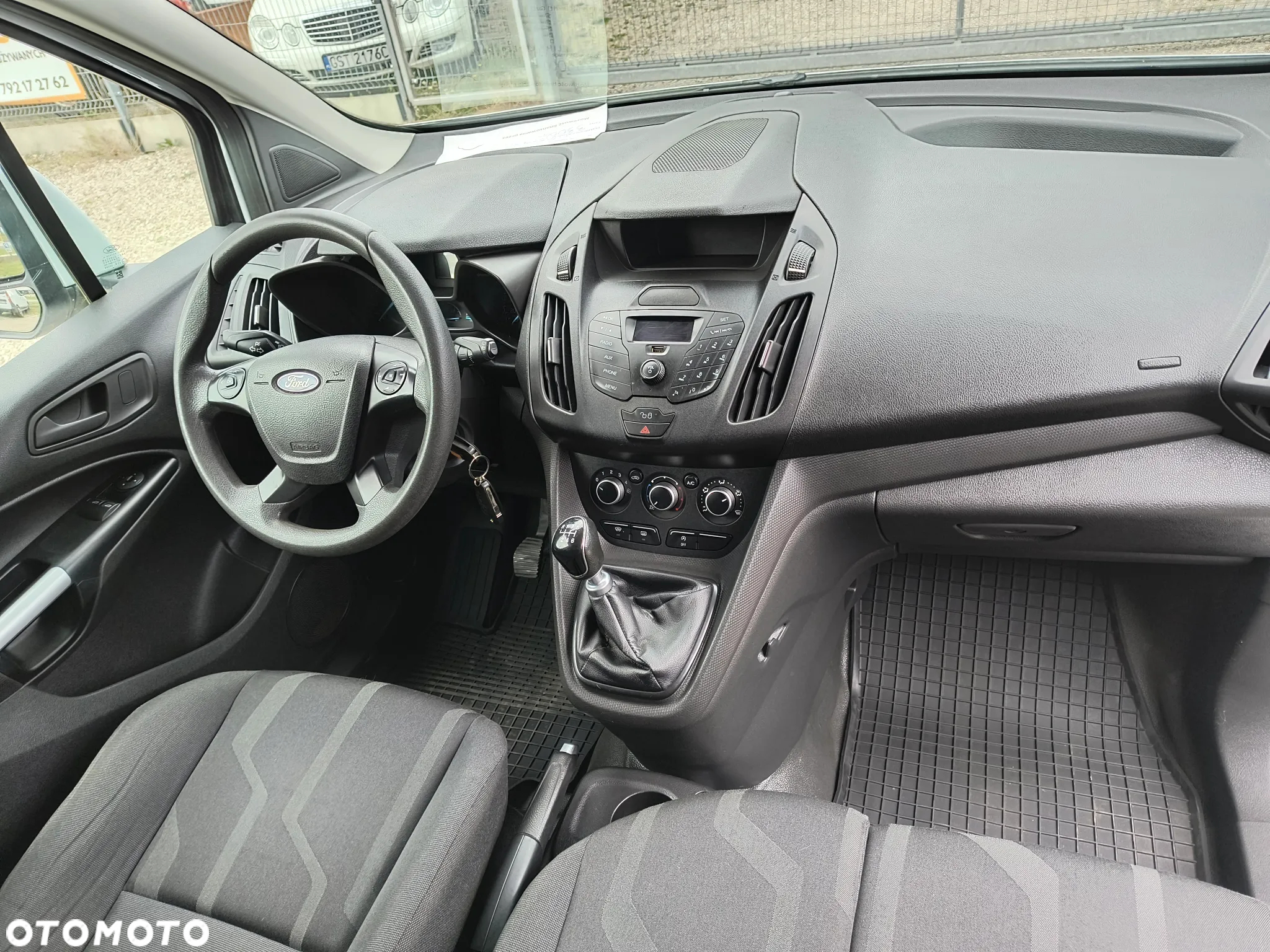 Ford connect - 8
