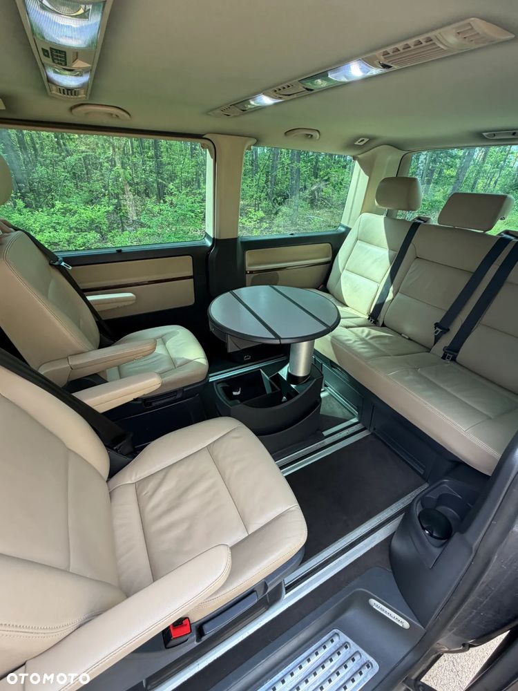 Volkswagen Multivan - 9