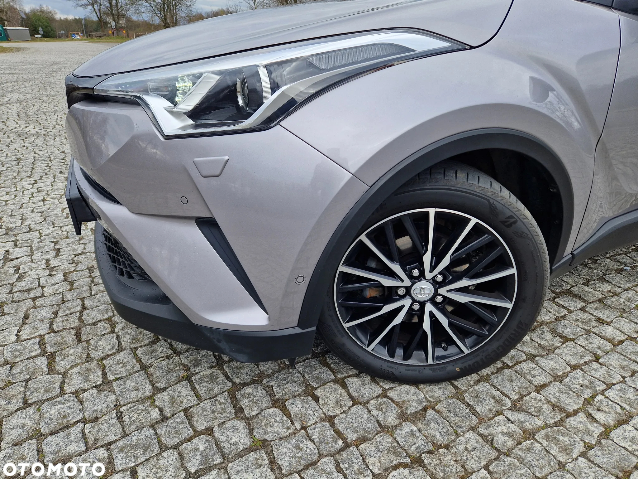 Toyota C-HR 1.2 T Prestige - 10