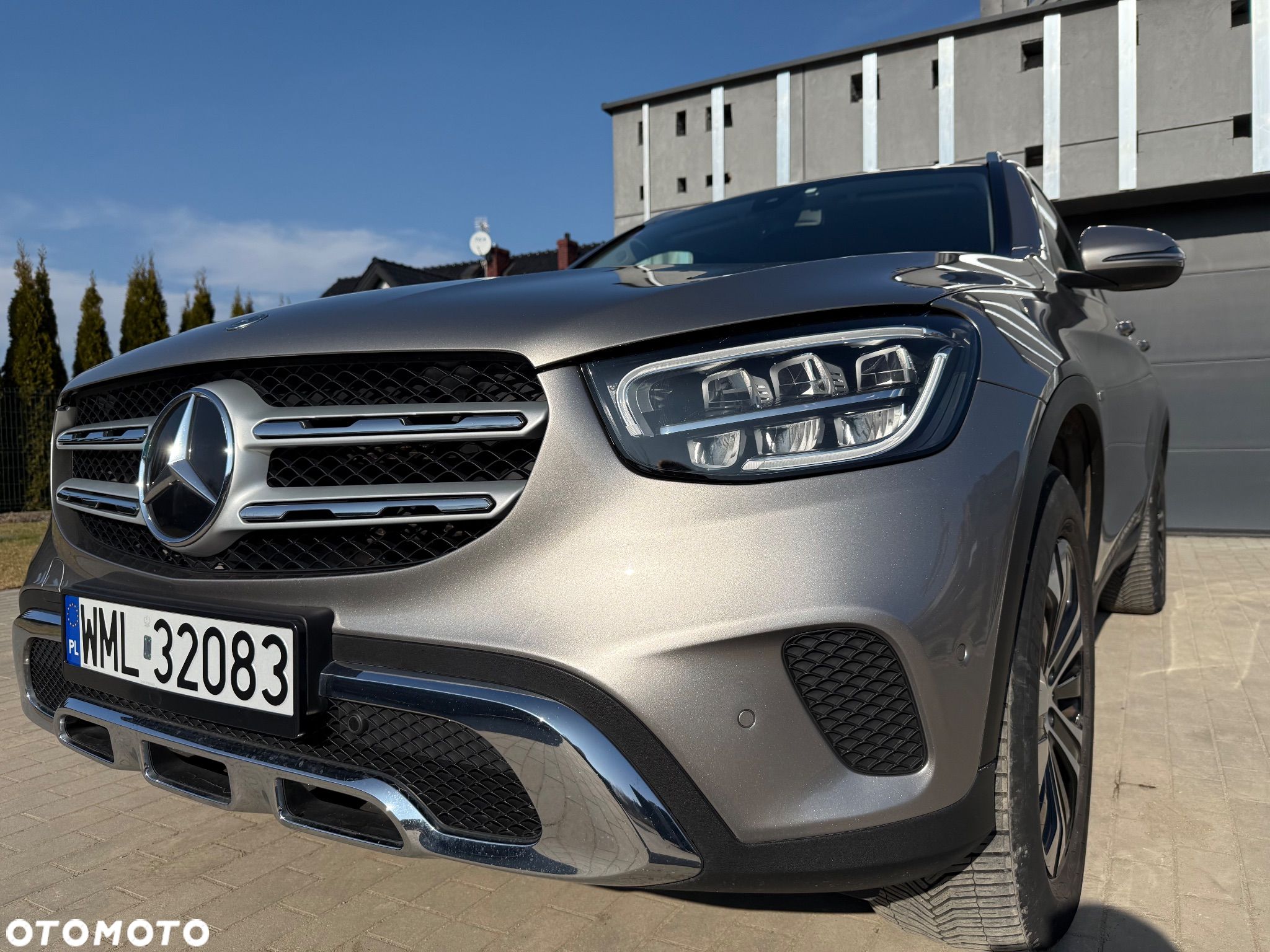 Mercedes-Benz GLC 300 e 4-Matic Business Edition - 1