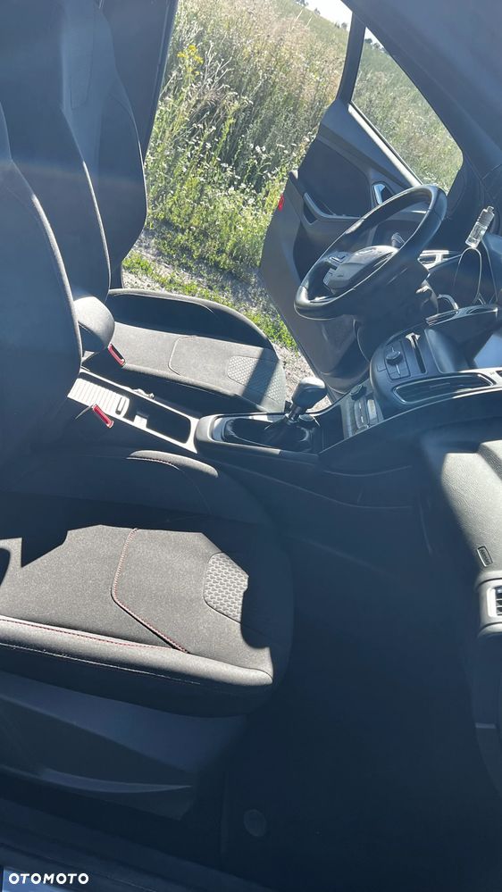 Ford Focus 1.5 EcoBoost STart-Stopp-System ST-LINE - 14