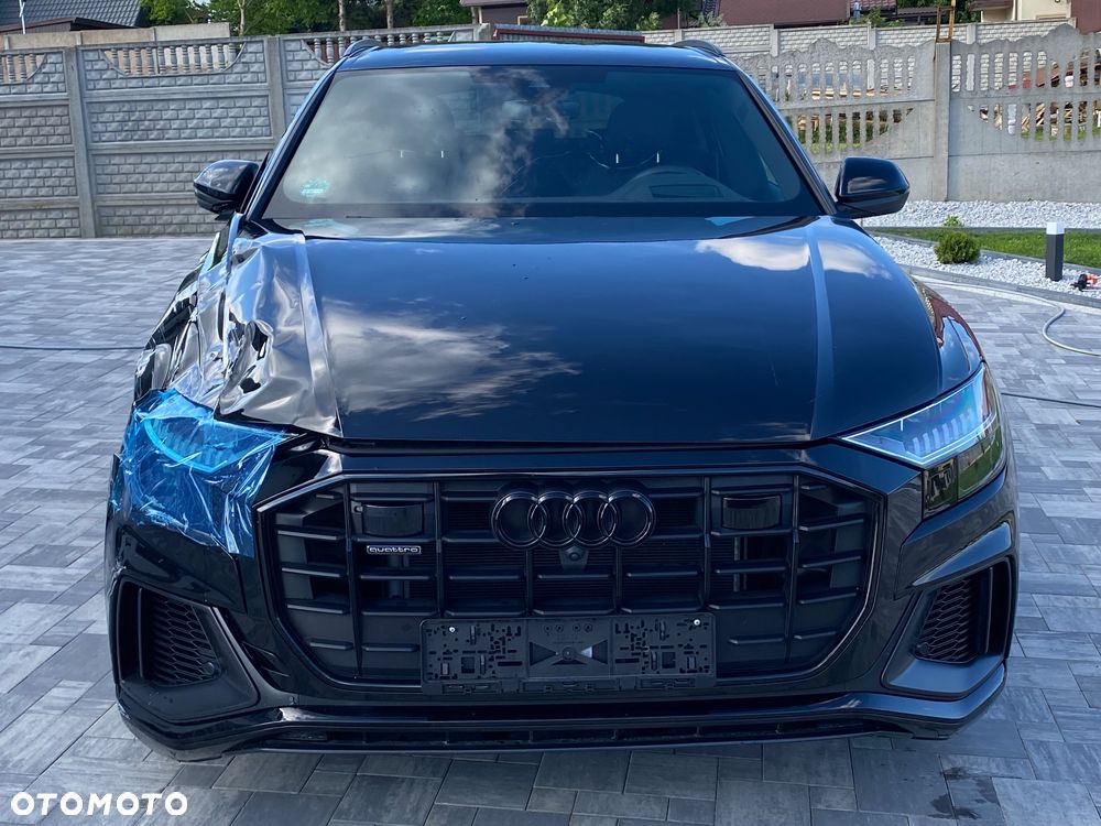 Audi Q8 55 TFSI quattro tiptronic - 4
