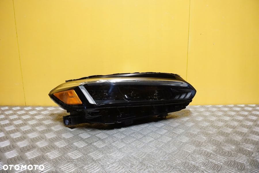 HONDA CIVIC 2022-REFLEKTOR LAMPA FULL LED CIEMNA PRAWA (R2) USA - 1