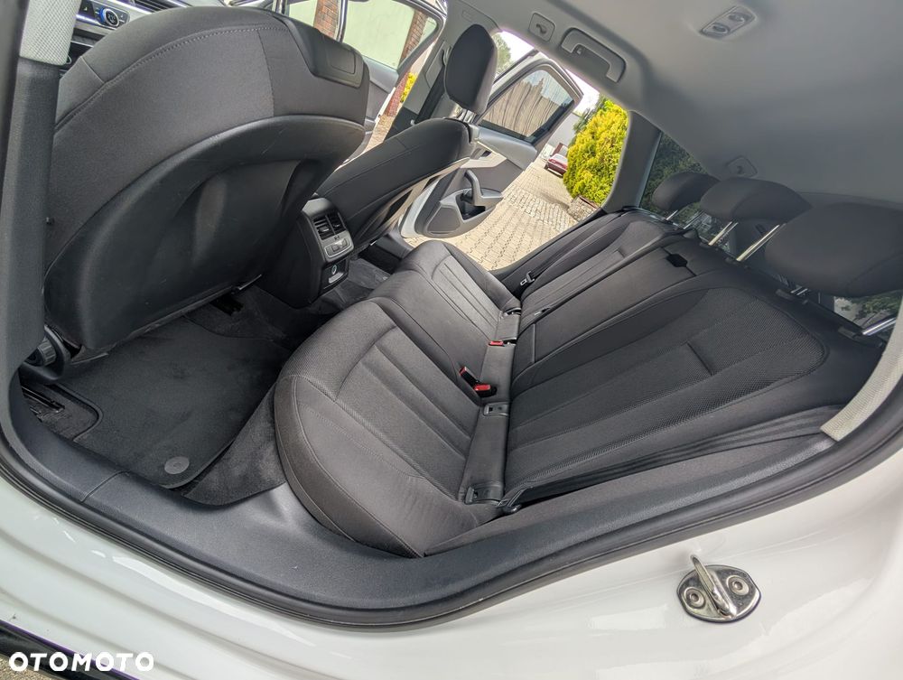 Audi A4 Avant 40 TDI Quattro S tronic - 7