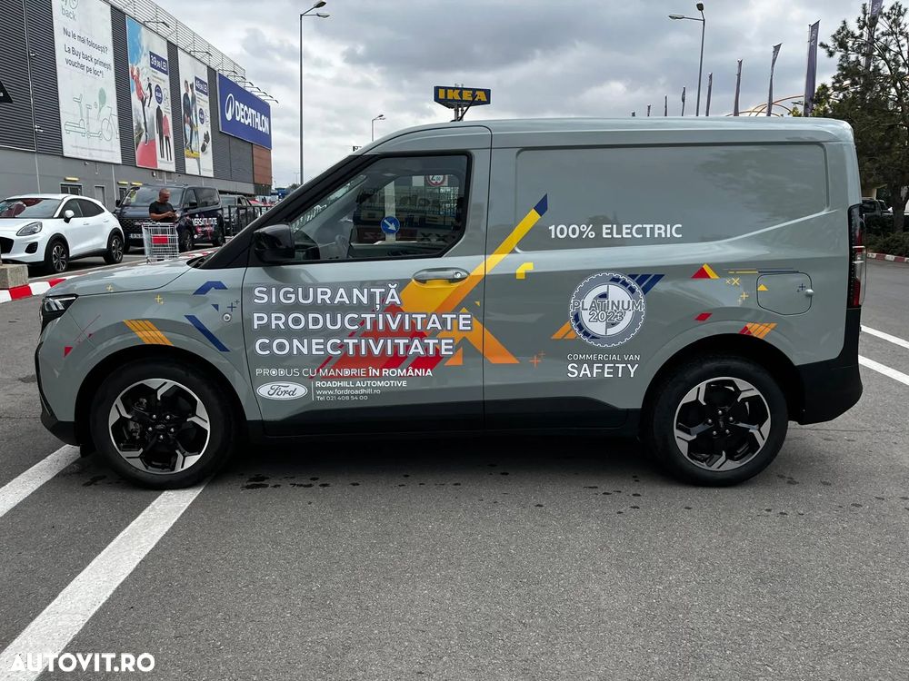 Ford Courier Van - 3