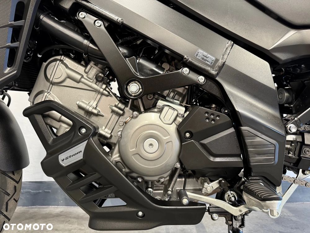 Suzuki V-STROM - 19