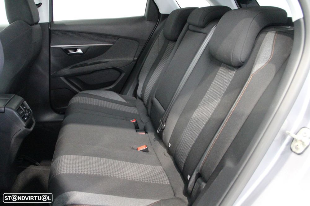 Peugeot 3008 1.5 BlueHDi Active - 27