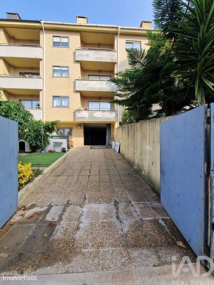 Casa / Villa T5 em São Mamede de Infesta e Senhora da Hora de 294,00 m - Grande imagem: 2/30