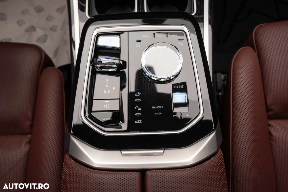 BMW Seria 7 - 39