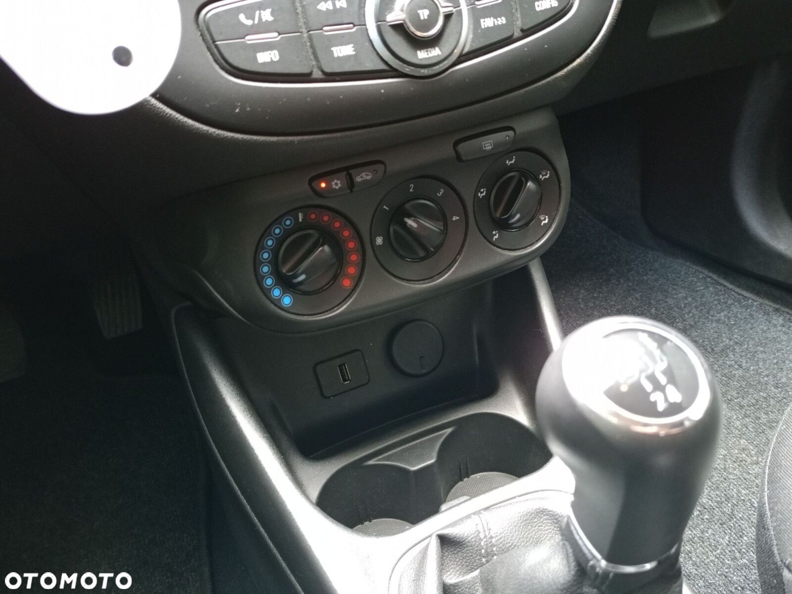 Opel Corsa - 11