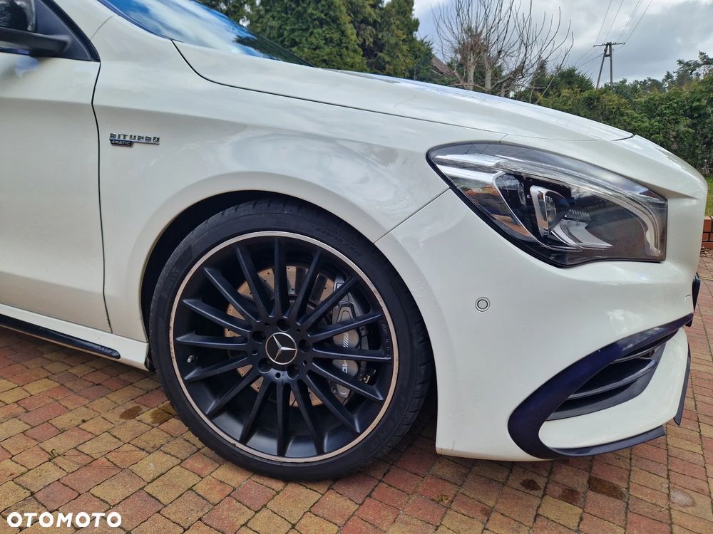 Mercedes-Benz CLA - 5