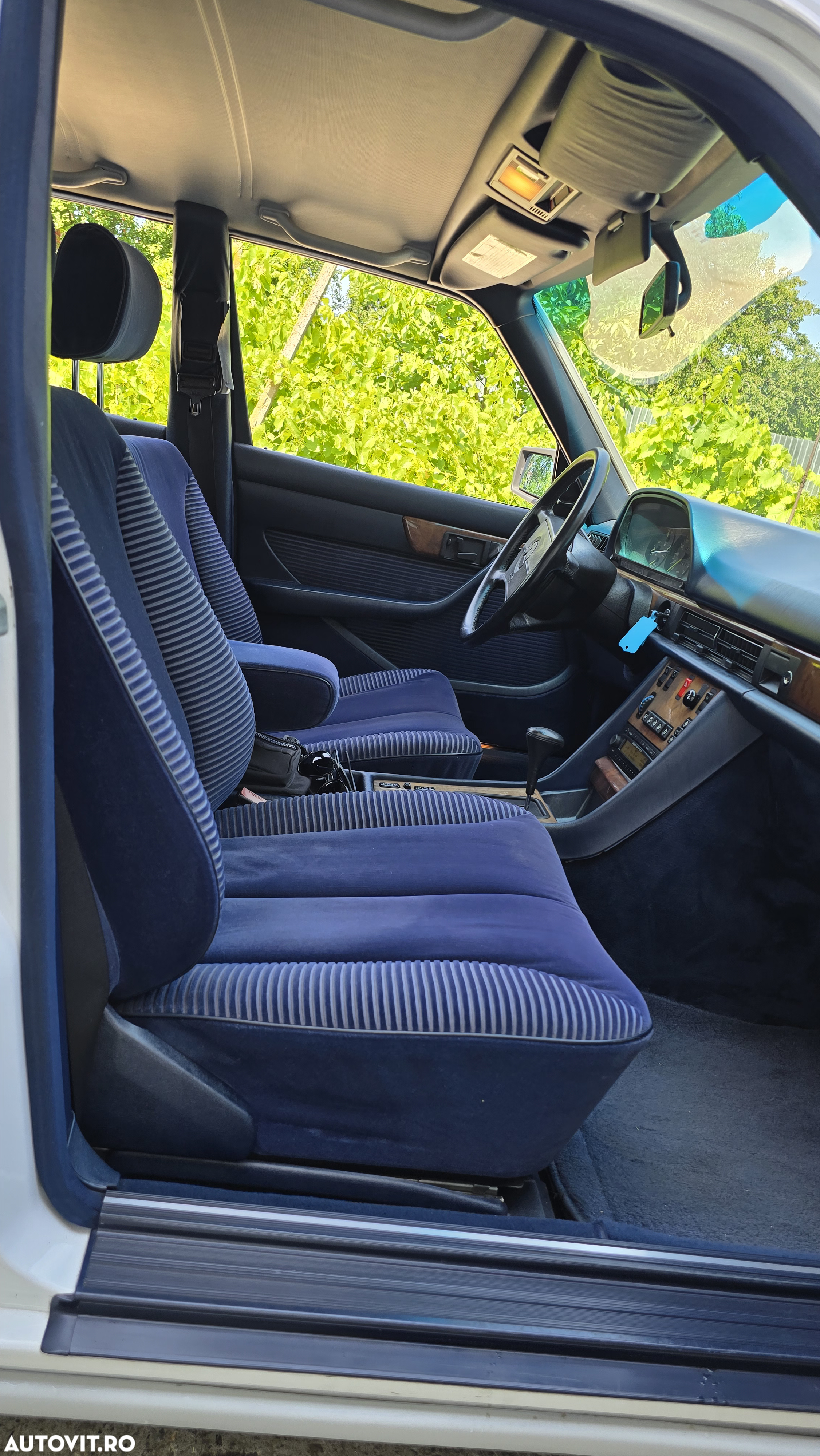 Mercedes-Benz W126 - 25