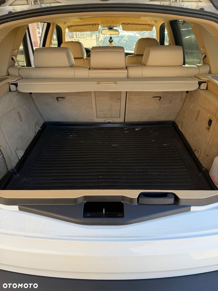 BMW X5 xDrive48i - 13
