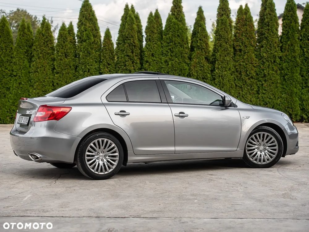 Suzuki Kizashi 2.4 4x4 CVT Sport - 14