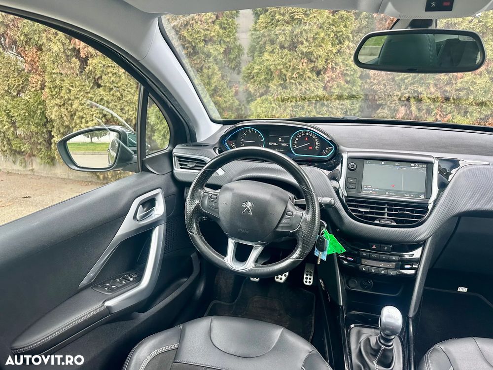 Peugeot 2008 - 11