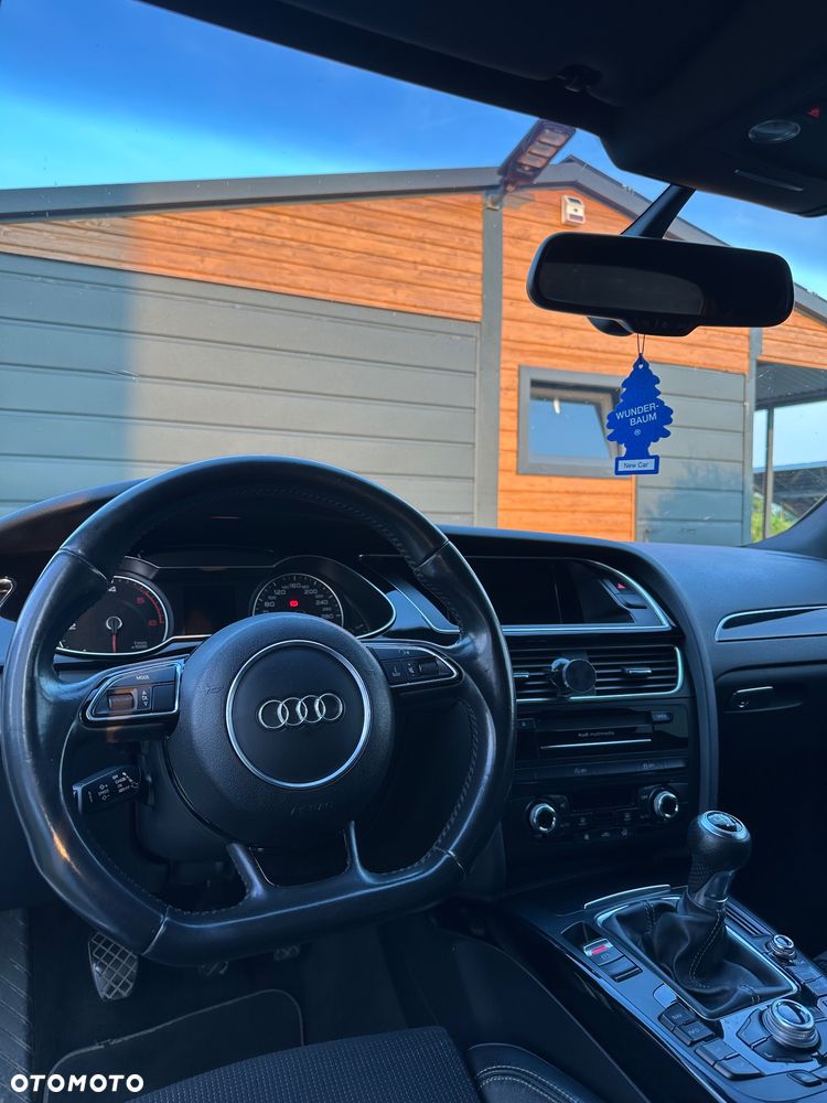 Audi A4 Avant 2.0 TDI - 12