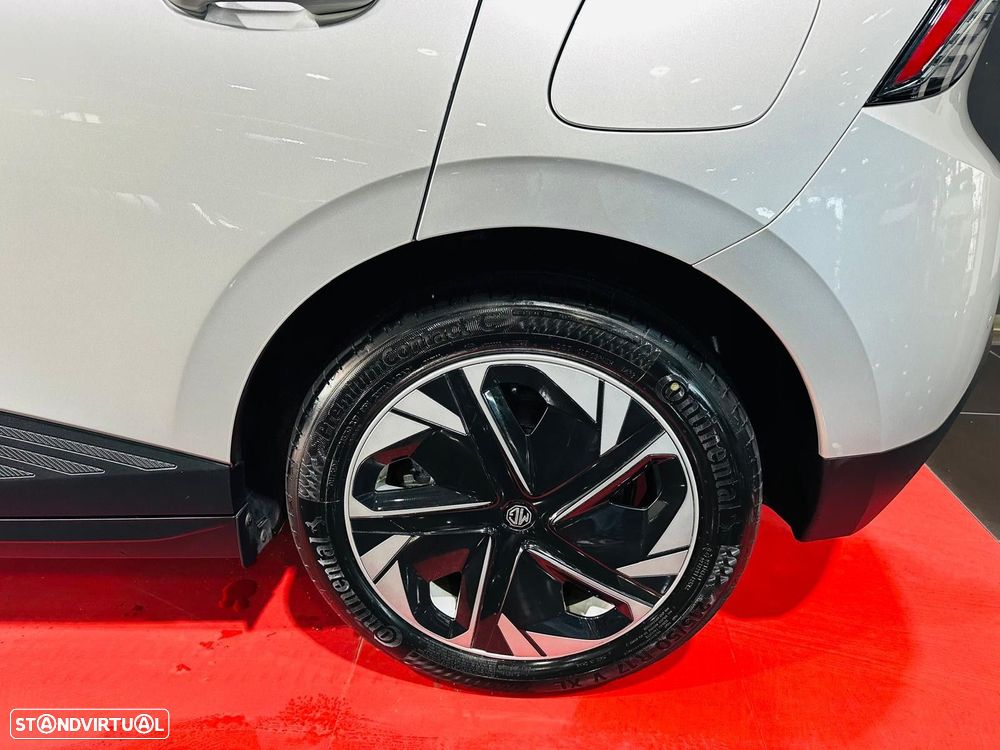 MG MG4 51 kWh Standard - 14