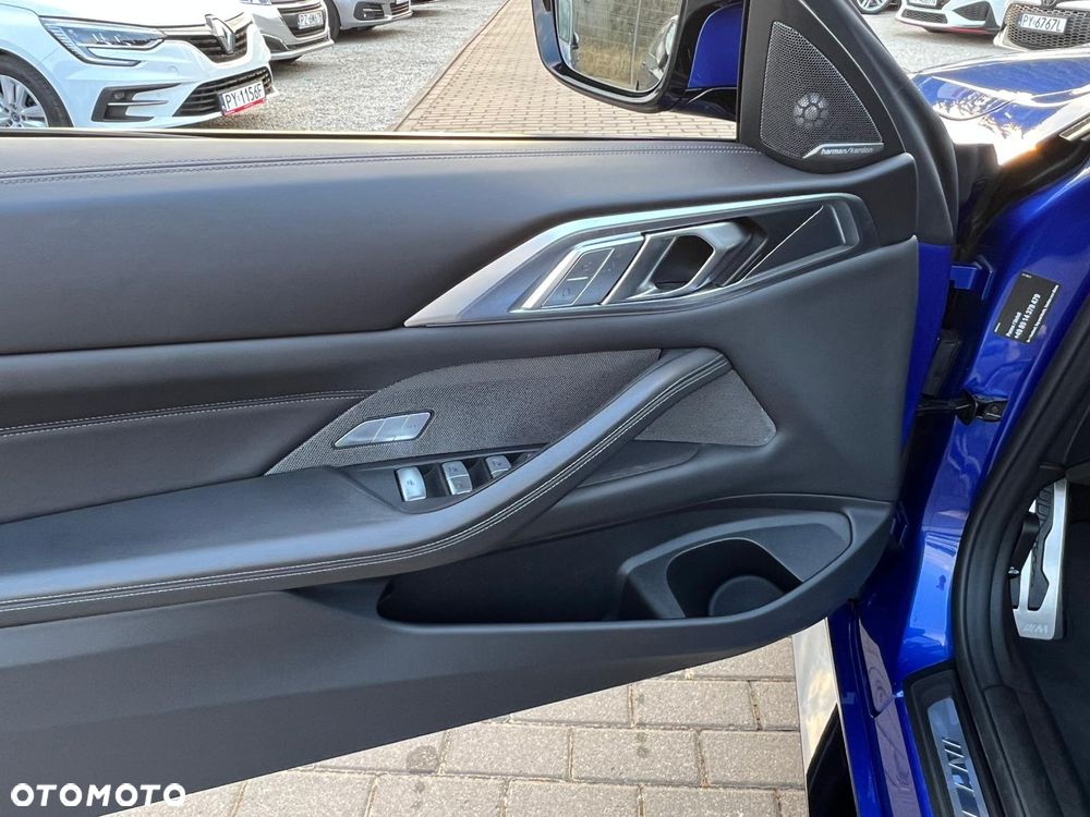 BMW M4 Competition M xDrive - 11