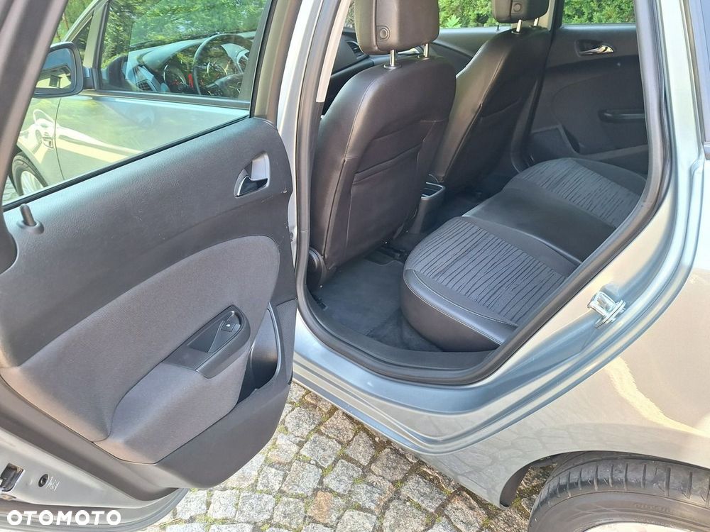 Opel Astra 1.4 T Edition 150 - 14