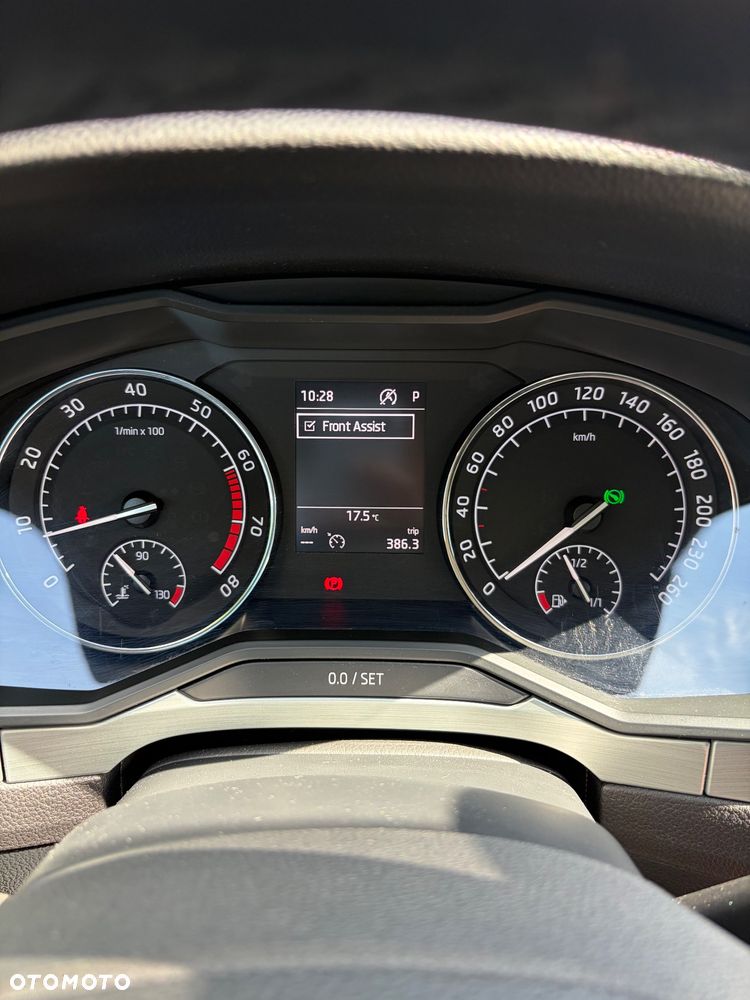 Skoda Superb 1.5 TSI ACT Ambition DSG - 26
