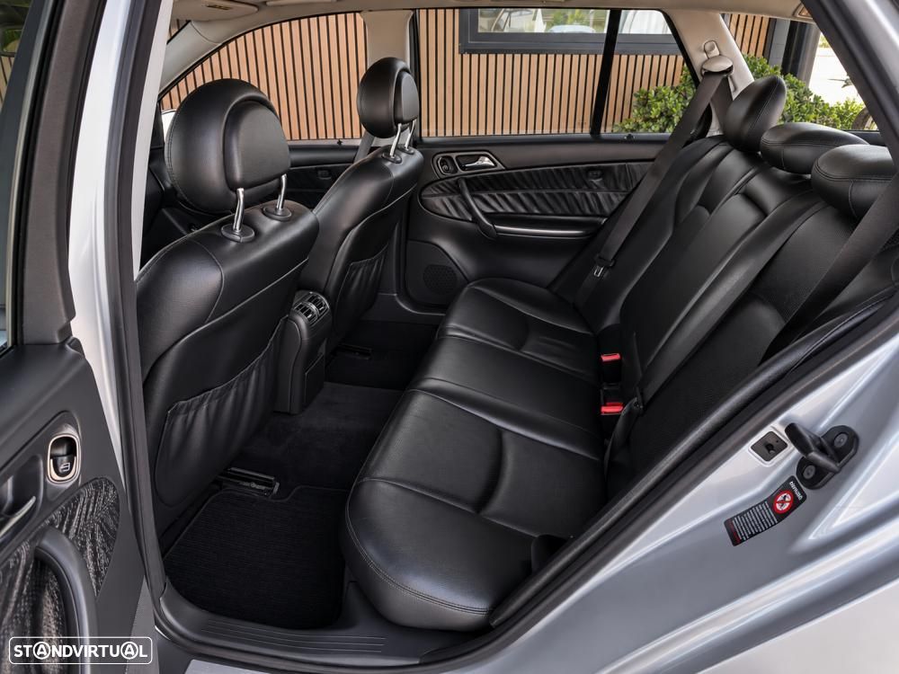 Mercedes-Benz C 220 - 31