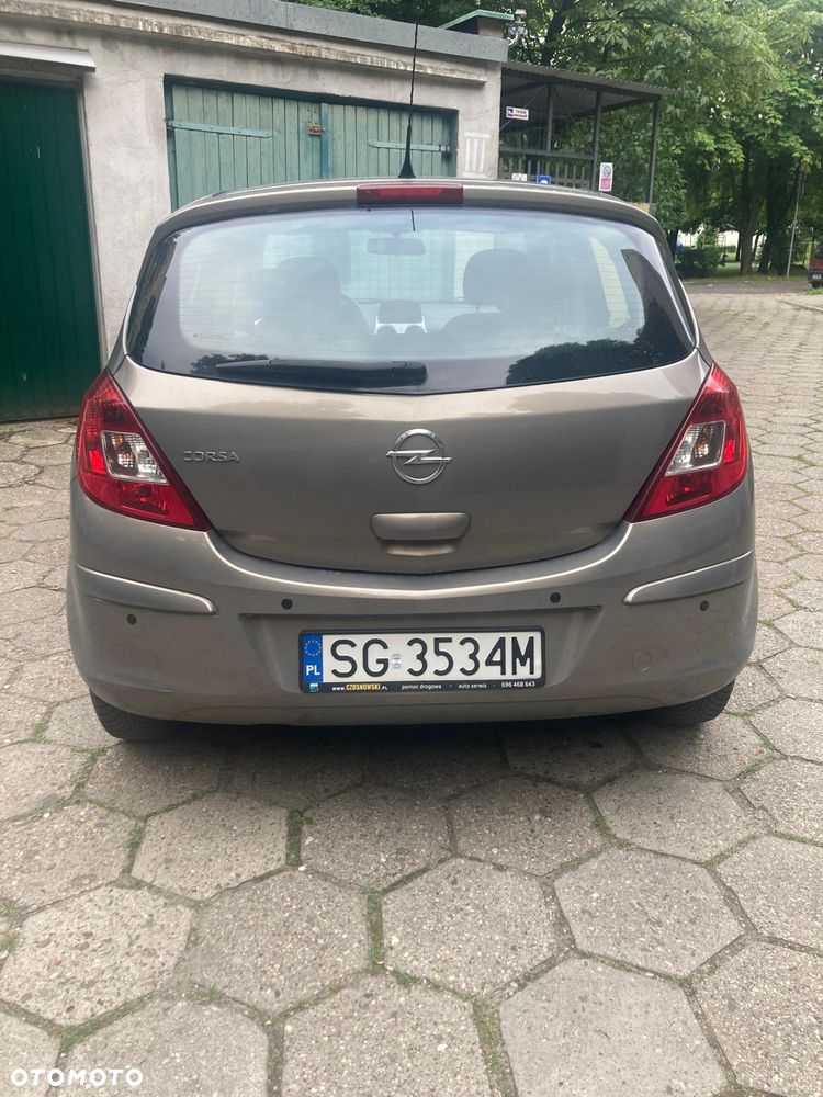 Opel Corsa - 2