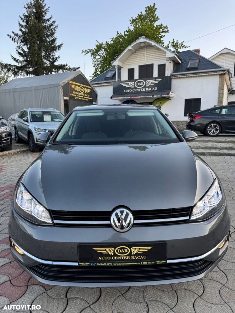 Volkswagen Golf - 4