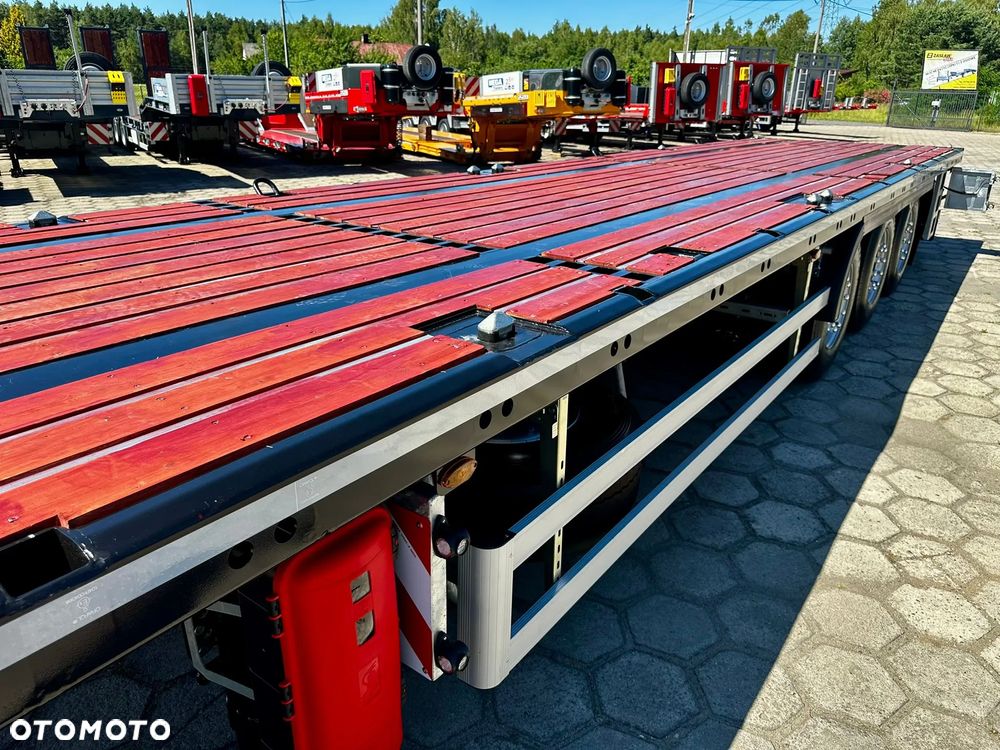 Inny platforma uniwersalna z zamkami kontenerowymi - MOCNA - osie SAF HOLLAND - 31