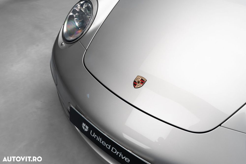 Porsche 911 Carrera 4 S - 6