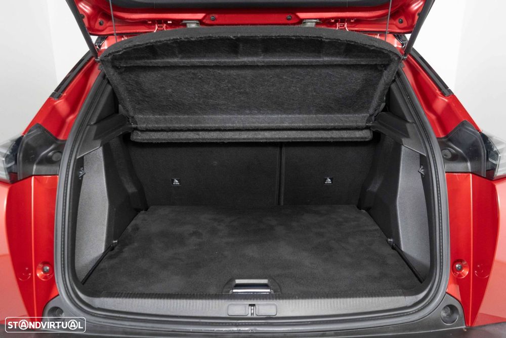 Peugeot 2008 1.2 PureTech Allure Pack EAT8 - 13