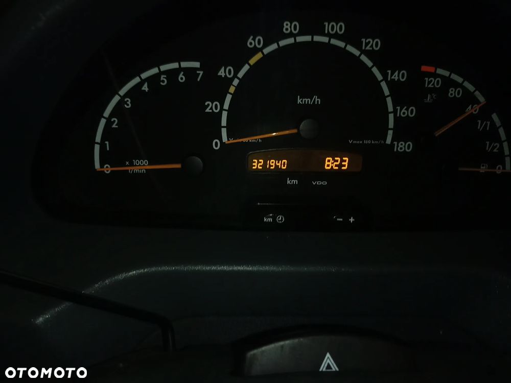Mercedes-Benz Sprinter 313 - 12