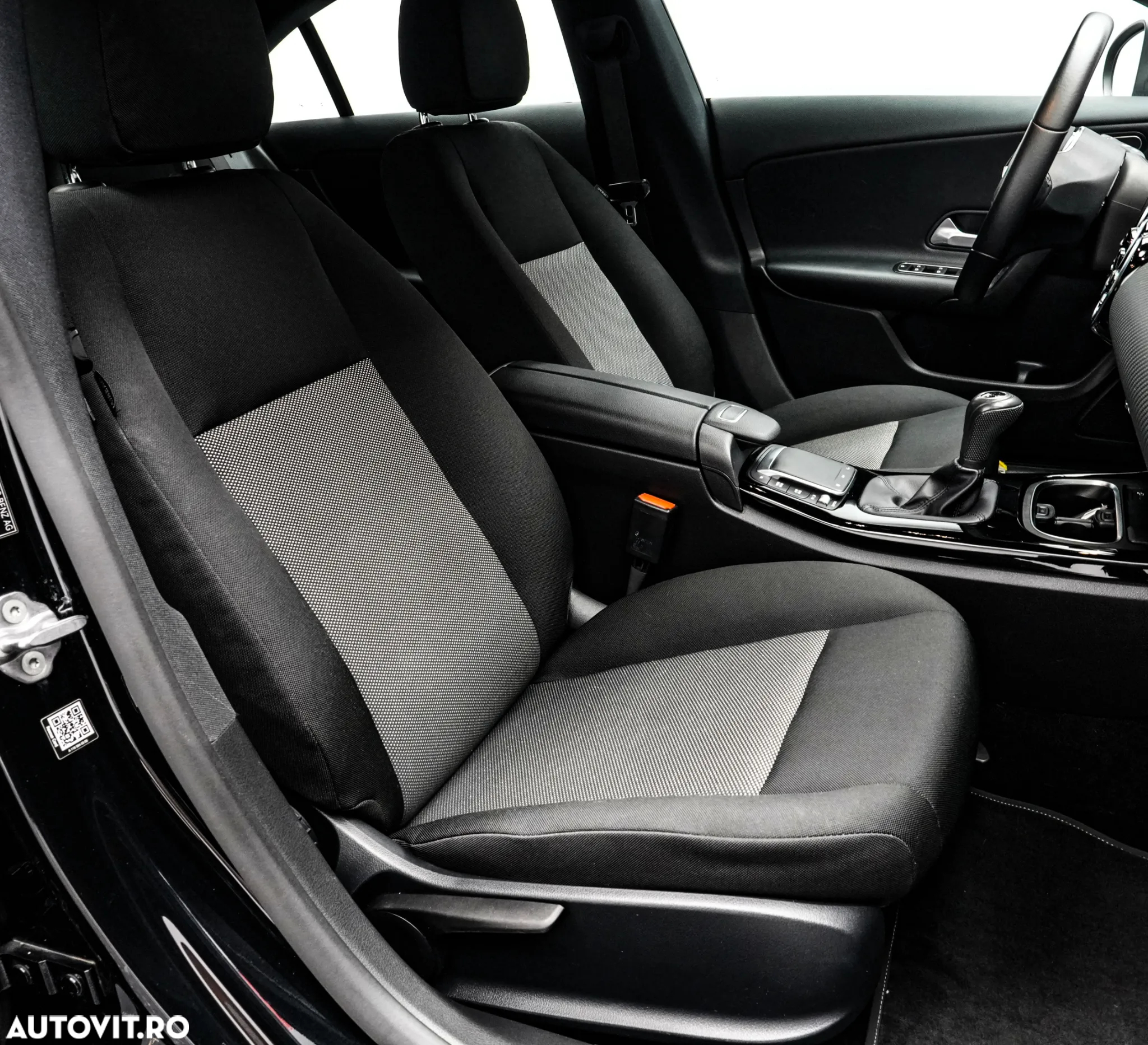 Mercedes-Benz CLA 200 Coupe - 12