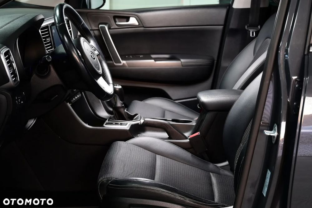 Kia Sportage 1.6 GDI 2WD VISION - 19