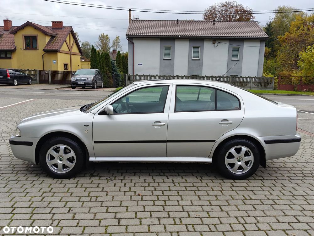 Skoda Octavia 2.0 Ambiente - 15