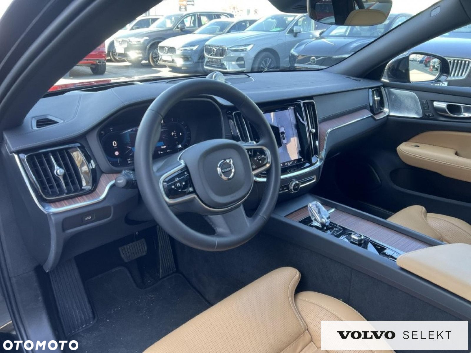 Volvo V60 Cross Country - 19