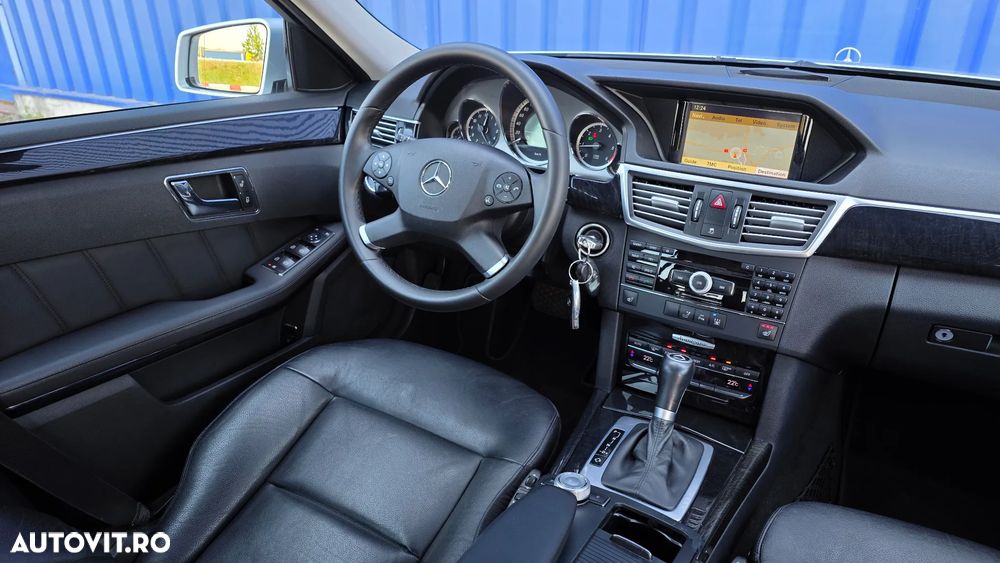 Mercedes-Benz E 250 CDI DPF BlueEFFICIENCY 7G-TRONIC Avantgarde - 9