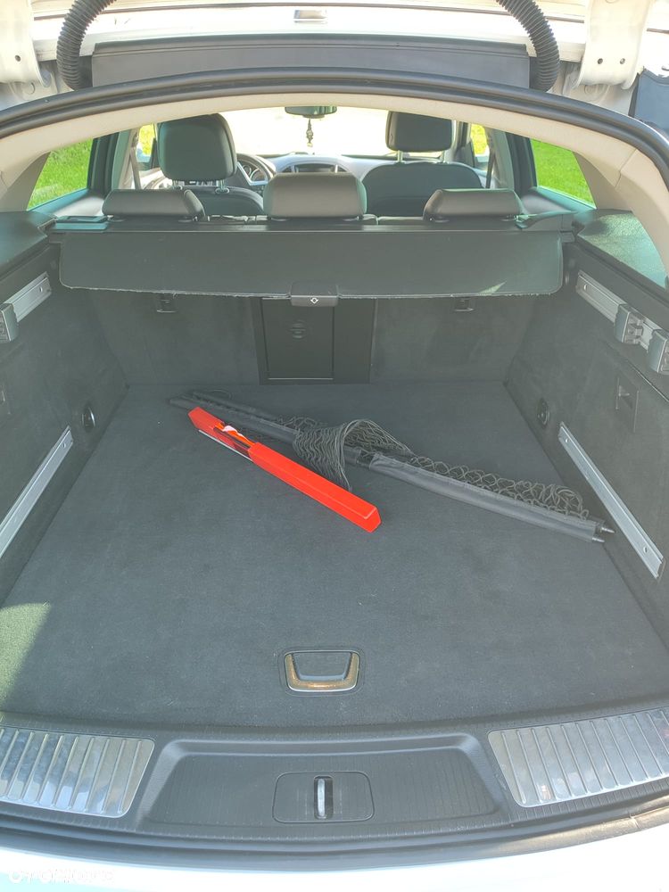 Opel Insignia - 9
