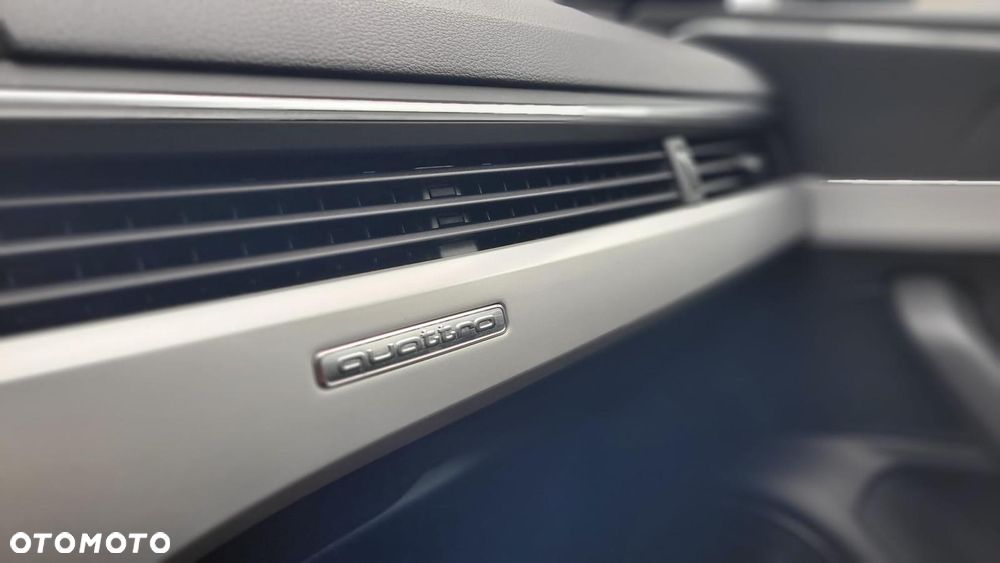 Audi A5 Sportback 40 TDI quattro S tronic S line - 32