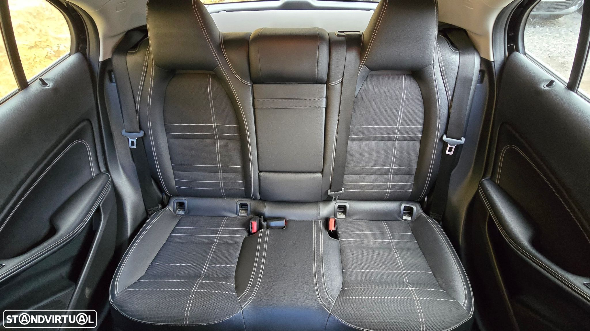 Mercedes-Benz GLA 200 CDi - 33