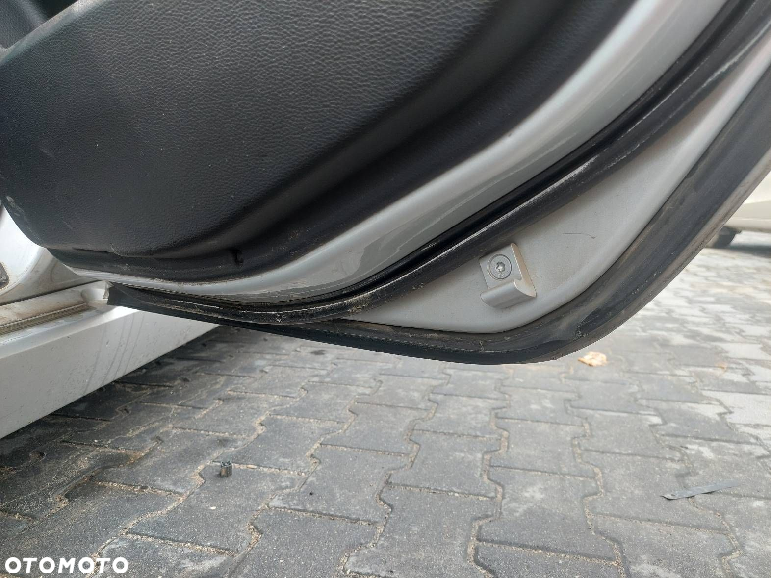 DRZWI KOMPLETNE PRAWY TYŁ BMW E61 LCI 354/7 - 4