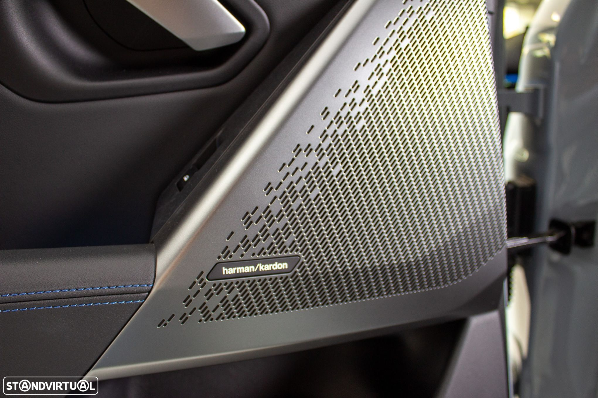 BMW i5 eDrive40 - 48