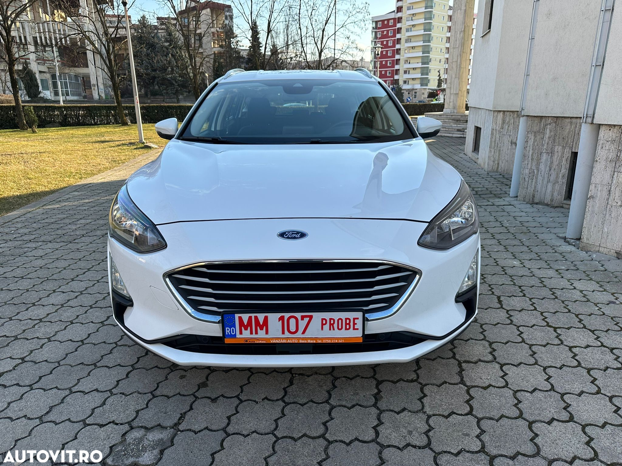 Ford Focus - 9