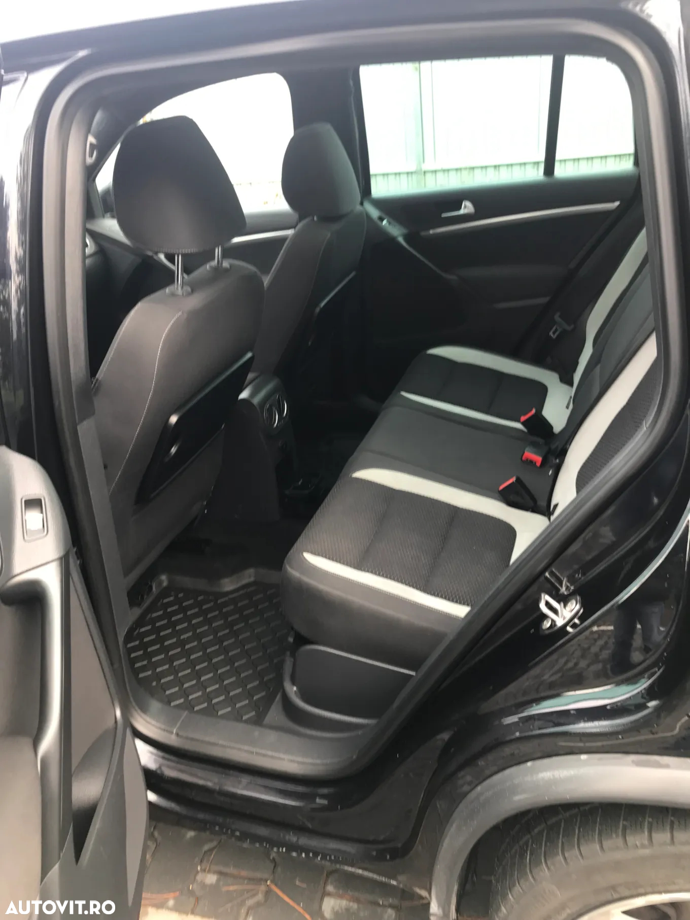Volkswagen Tiguan - 7
