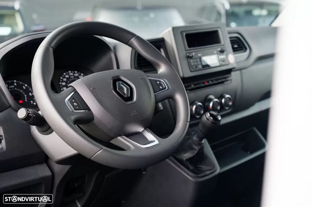Renault Master - 15