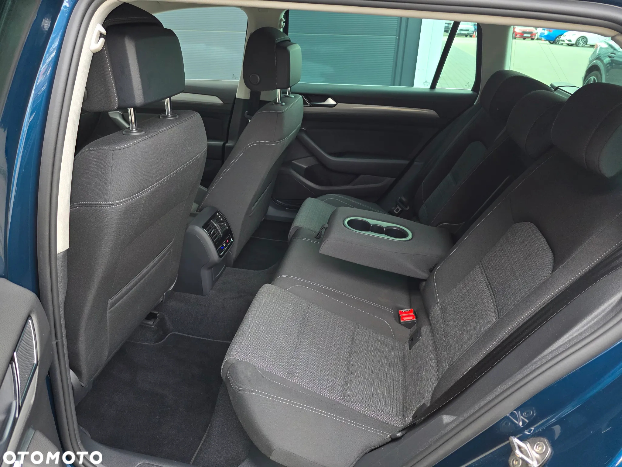 Volkswagen Passat 1.5 TSI EVO Business - 15